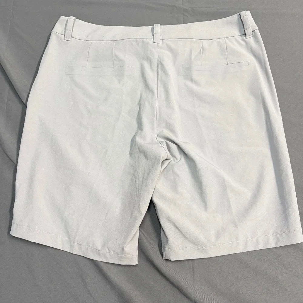 NikeGolf Golf Shorts Dri-Fit Womens 8 M Gray Moisture Wicking Preowned Excellent - Picture 5 of 11
